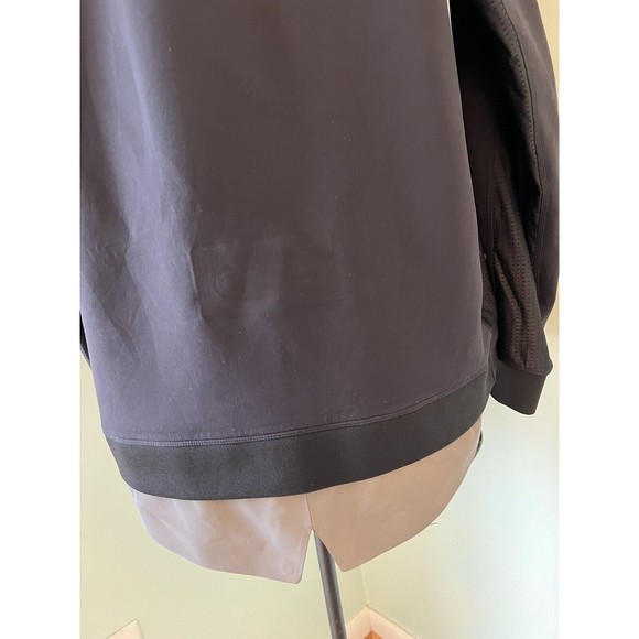 LULULEMON XXL Black Soft Shell Vented Commute 1/4 Zip Jacket Reflective Flap - Picture 4 of 8